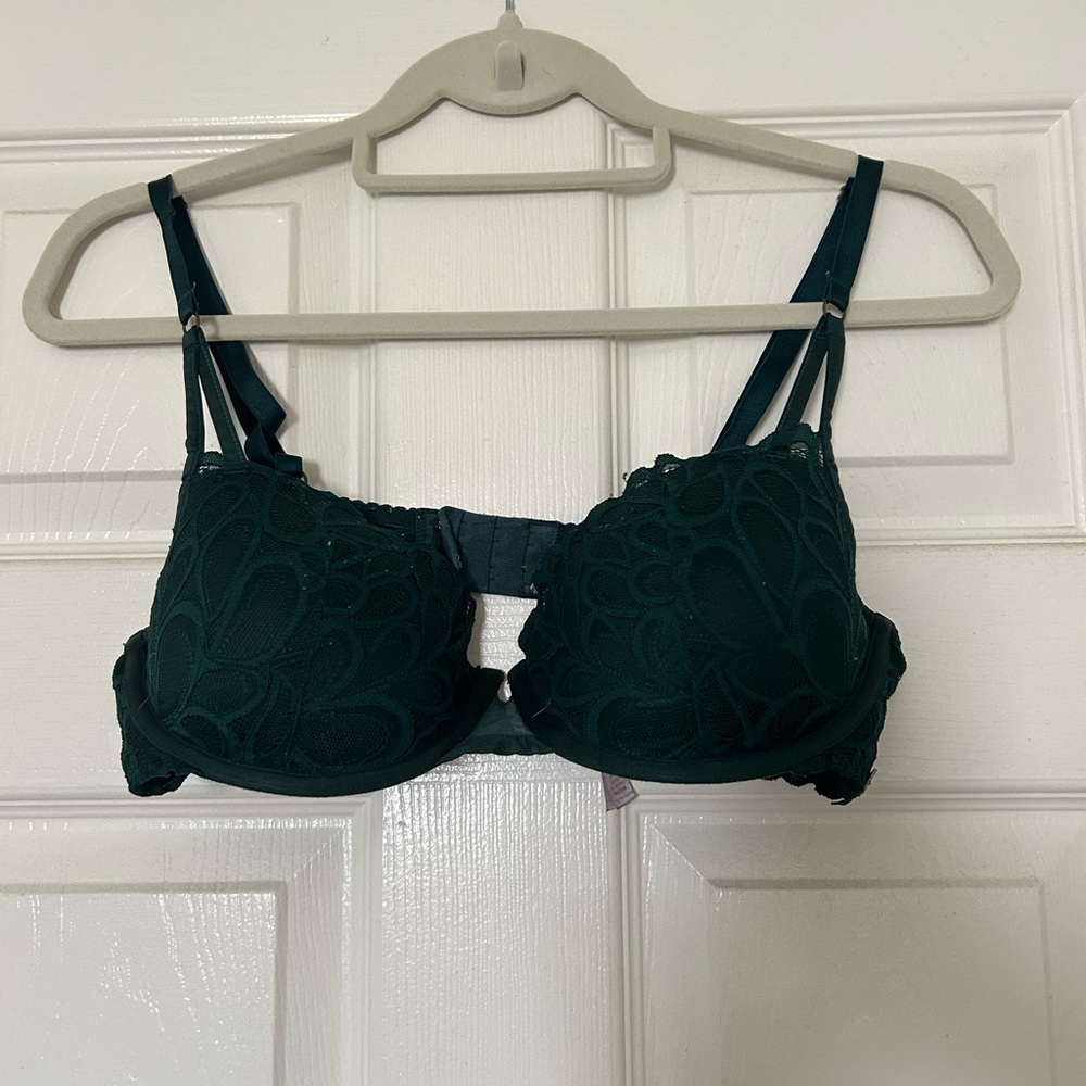 Savage X Fenty 36D Sorry Not Sorry Lightly Lined Lace Balconette Bra Green